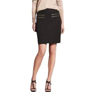 Banana Republic Flattering black Sloan-Fit Zip-Pocket detail classy Pencil Skirt